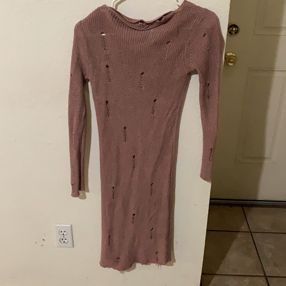 Distressed dress by hot&delicious - Picture 2 of 3